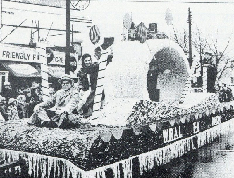 WRAL Christmas parade float